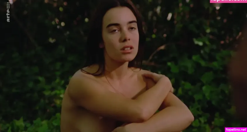 Lodie Bouchez OnlyFans Thumbnail #p5W4EIPPFX