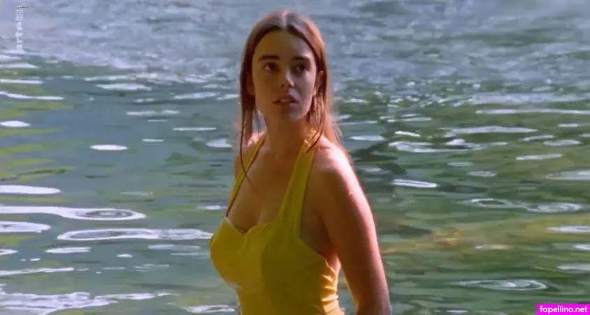 Lodie Bouchez OnlyFans Thumbnail #xYRTAsd2nf