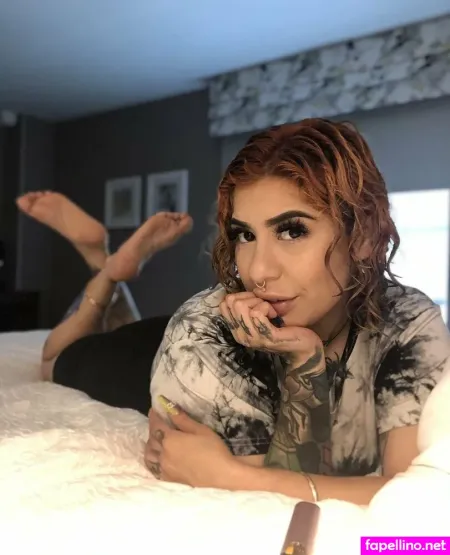 Loestoes OnlyFans Thumbnail #EMWUJvF7y1