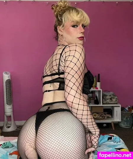 Logan Cakes OnlyFans Thumbnail #EHvuHfSDJj
