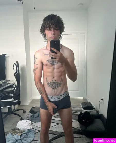 Logansprivatepage OnlyFans Thumbnail #EeTBeROs8z