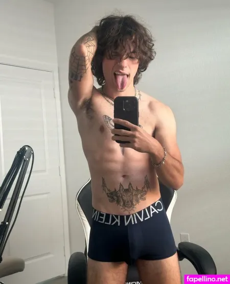 Logansprivatepage OnlyFans Thumbnail #OHlVTQBAyK
