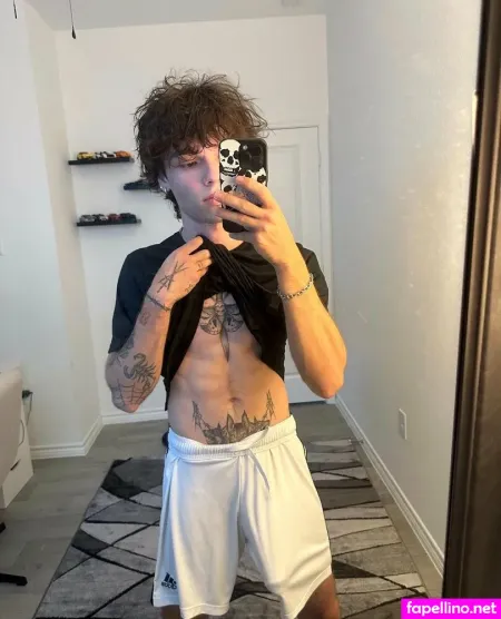 Logansprivatepage OnlyFans Thumbnail #i7LvgpsYOL