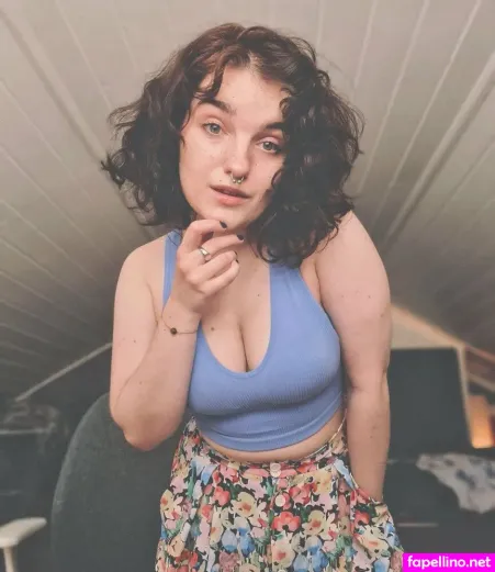 Loglady OnlyFans Thumbnail #BFp5jMdfwt