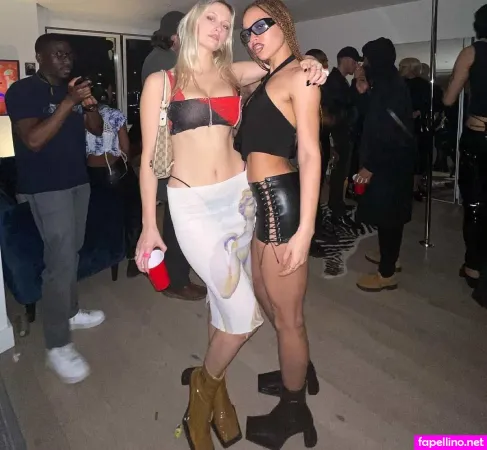 Lois Saunders OnlyFans Thumbnail #htLxVWu5yU