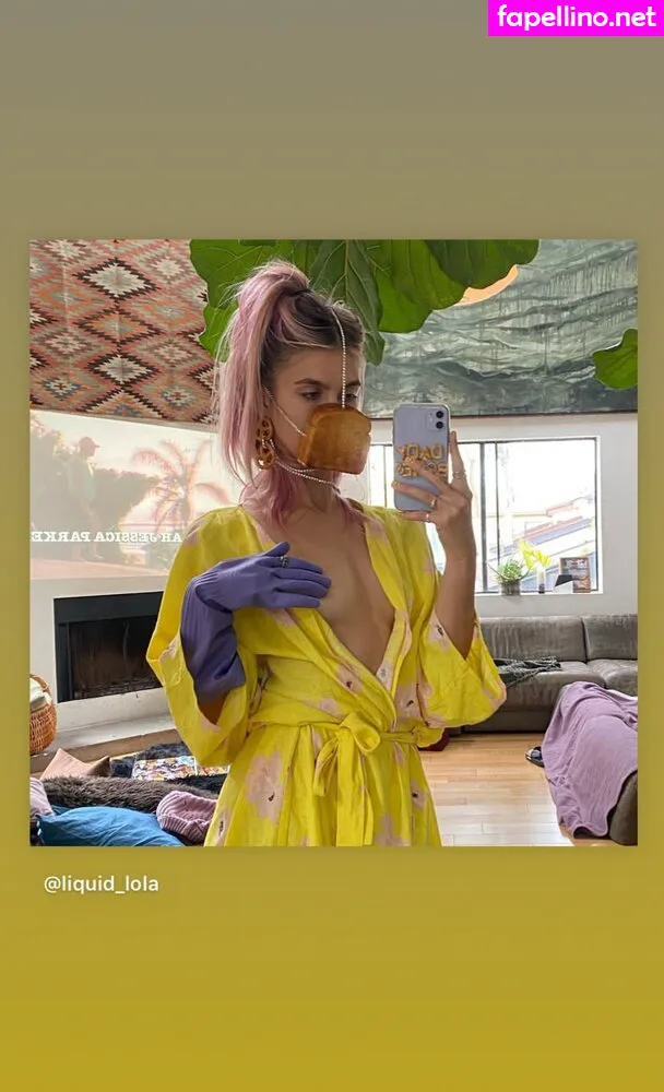 badd_birdie, dadybones, liquid_lola Nude Leaked OnlyFans Photo #6YS4r5crir