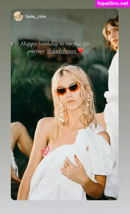 Lola Abbey OnlyFans Thumbnail #Mi5NsI6Zmz