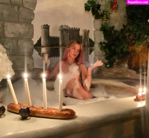 Lola Abbey OnlyFans Thumbnail #p3uUaIeJrb