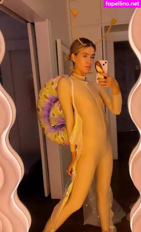 Lola Abbey OnlyFans Thumbnail #vDJmUKj0E9