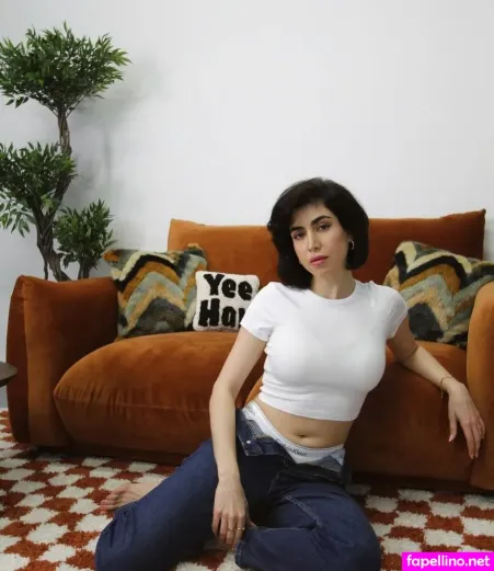 Lola Ameri OnlyFans Thumbnail #KR63ZL3dxE