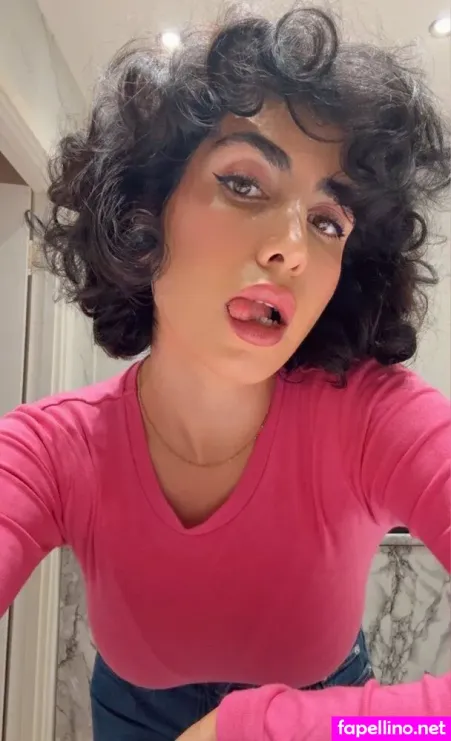 Lola Ameri Main Profile Photo