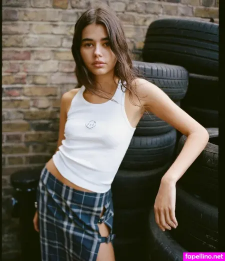 Lola Bute OnlyFans Thumbnail #0chjEbDWJH