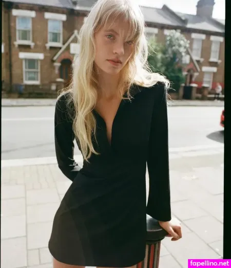 Lola Bute OnlyFans Thumbnail #4RrMA7oPp8