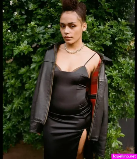 Lola Bute OnlyFans Thumbnail #Hcul2zgkr3