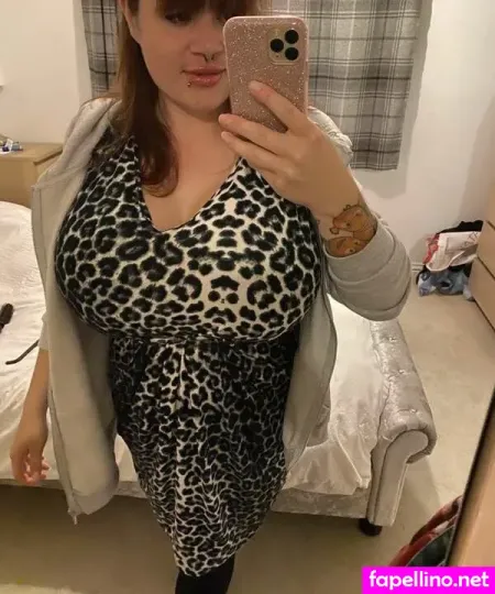 Lola Celine OnlyFans Thumbnail #w4XhGVznIQ