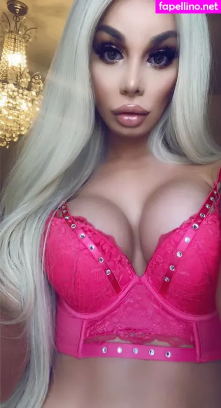 Lola Christina OnlyFans Thumbnail #Z5AZJeCofA