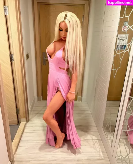 Lola Christina OnlyFans Thumbnail #dTkn6y6a0W