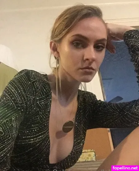 Lola Costa OnlyFans Thumbnail #vJQFlrxphM