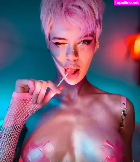 Lola Dazzle OnlyFans Thumbnail #AKqMWFUO9a