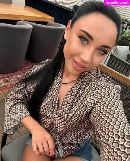 Lola Dazzle OnlyFans Thumbnail #UNUmsuExQY