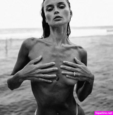 Lola Dikova OnlyFans Thumbnail #W4Fqe5yzsx