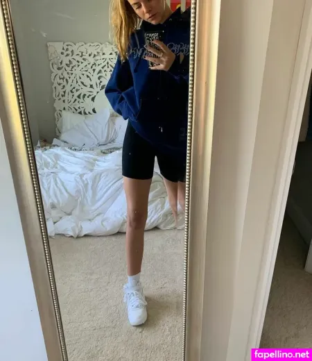 Lola Dubrul OnlyFans Thumbnail #0poivP9bg3