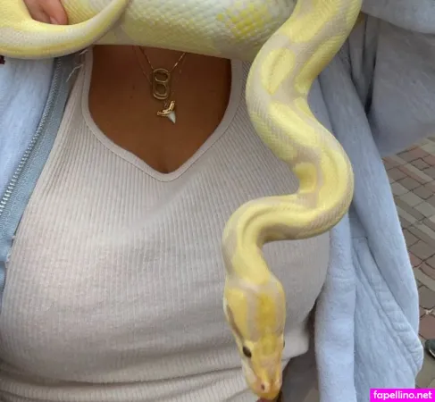 Lola Dubrul OnlyFans Thumbnail #2FTqH2hMz8