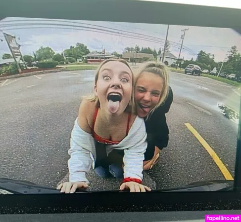 Lola Dubrul OnlyFans Thumbnail #Z1BrfQSf0a