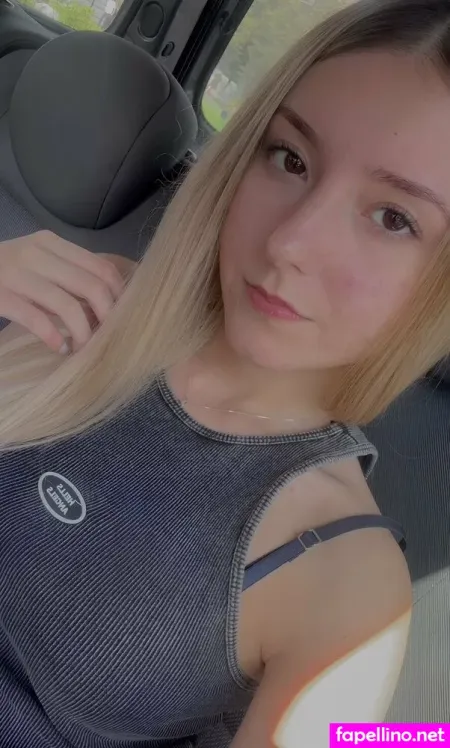 Lola Elfie OnlyFans Thumbnail #eXOfT0pHQe