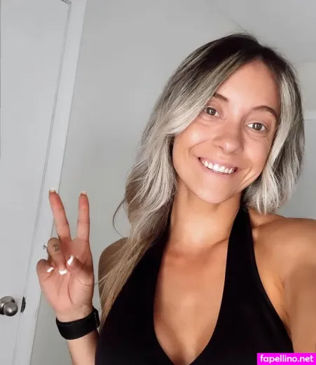 Lola Evens OnlyFans Thumbnail #7J8m5QhTPT