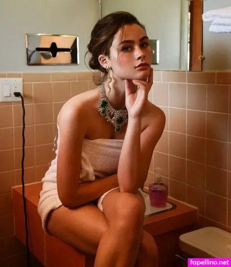 Lola Flanery OnlyFans Thumbnail #G2YYt2BVJu