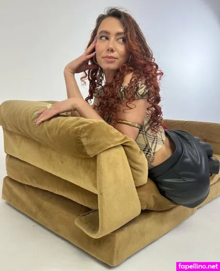 Lola Goldxofree OnlyFans Thumbnail #nqqSPAKmCY