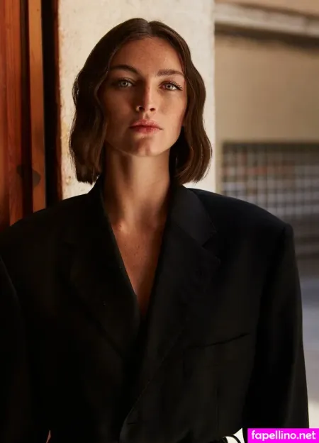 Lola Gonzalez Main Profile Photo