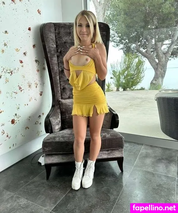 lolajean18, lovelolajean Nude Leaked OnlyFans Photo #SkBVqT4P4G