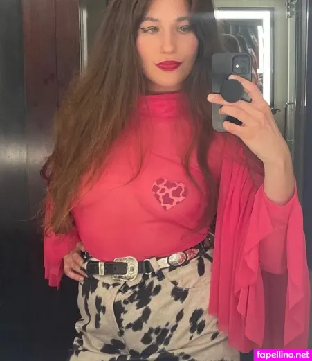 Lola Kirke OnlyFans Thumbnail #6FSyxgb4e2