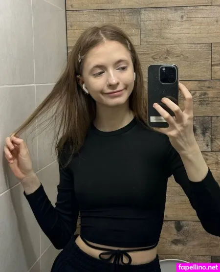 Lola Lil OnlyFans Thumbnail #QqdZQ3uBpq