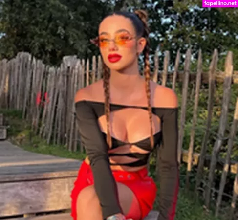 Lola Lolita OnlyFans Thumbnail #RZa3meBEcY