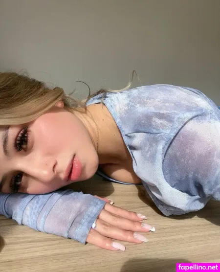 Lola Lolli OnlyFans Thumbnail #Wi2A4d2haN