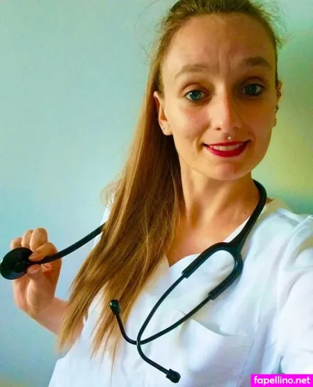 Lola Lov OnlyFans Thumbnail #2din6m0Fsb