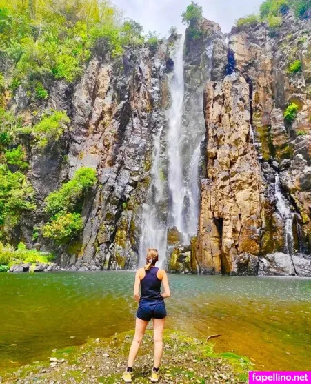 Lola Lov OnlyFans Thumbnail #6awPCW7yrf