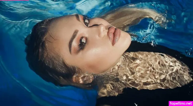 Lola Luxury OnlyFans Thumbnail #861zQwDLoy