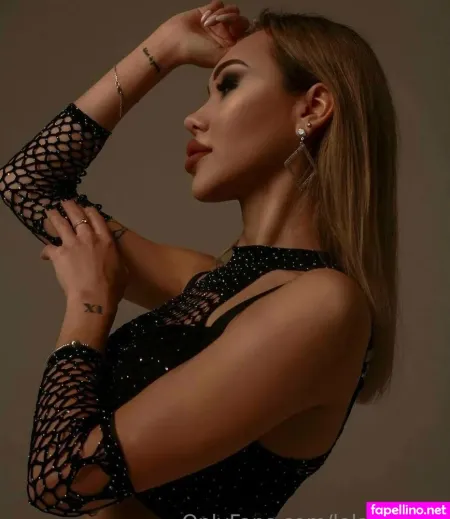 Lola Luxury OnlyFans Thumbnail #SSykfEL3YD