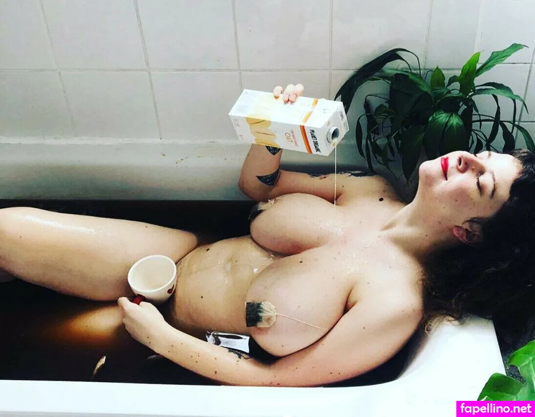 lola.milk, lolamilk, miss_masochist_ Nude Leaked OnlyFans Photo #DlHpbf5BGB