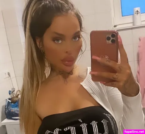 Lola Official OnlyFans Thumbnail #24vSXItqsp