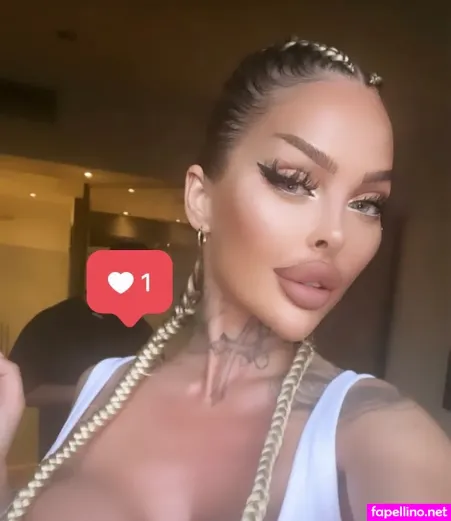 Lola Official OnlyFans Thumbnail #XeM3uW4kev