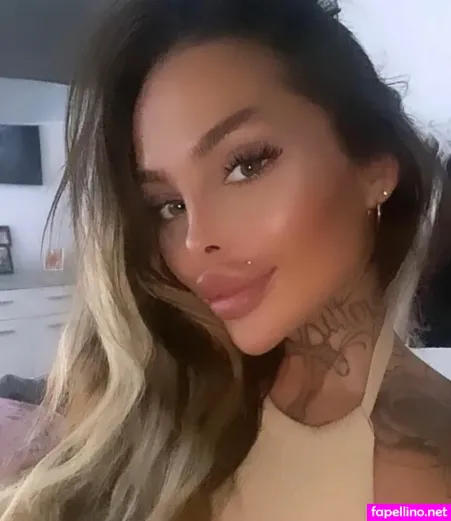 Lola Official OnlyFans Thumbnail #jiP9ahChcH