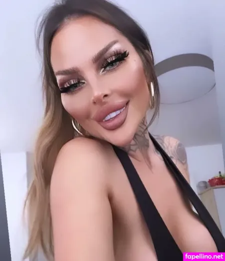 Lola Official OnlyFans Thumbnail #rj59TGXZlB