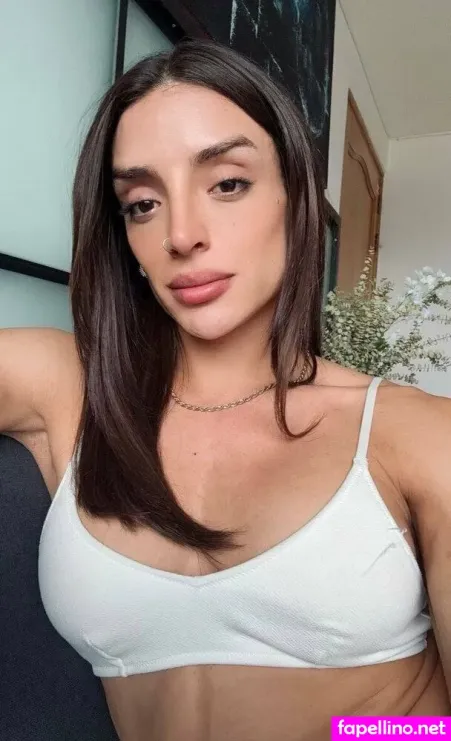 Lola Ray OnlyFans Thumbnail #c25qqPxfVo