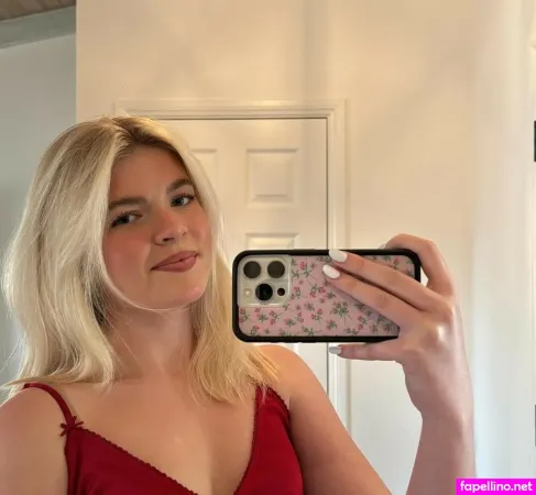 Lola Sheen OnlyFans Thumbnail #qMMVpKJeBE