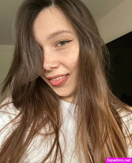 Lola Sin OnlyFans Thumbnail #H7iuy40nhf